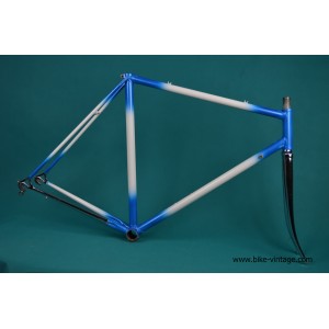 Colnago Vintage steel lugged frame and fork, Colnago drop outs white blue columbus 54cm